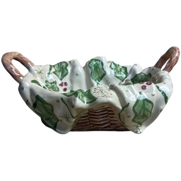 Ceramic Ivory Brown Holly Berry Decorative Country Basket 9" x 7" x 3" - Picture 1 of 5